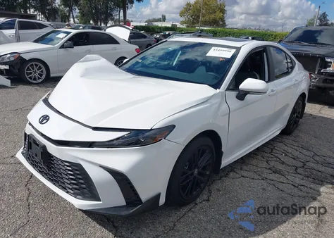 2025 Toyota Camry Se из США, поврежденный, VIN 4T1DAACK8SU641857